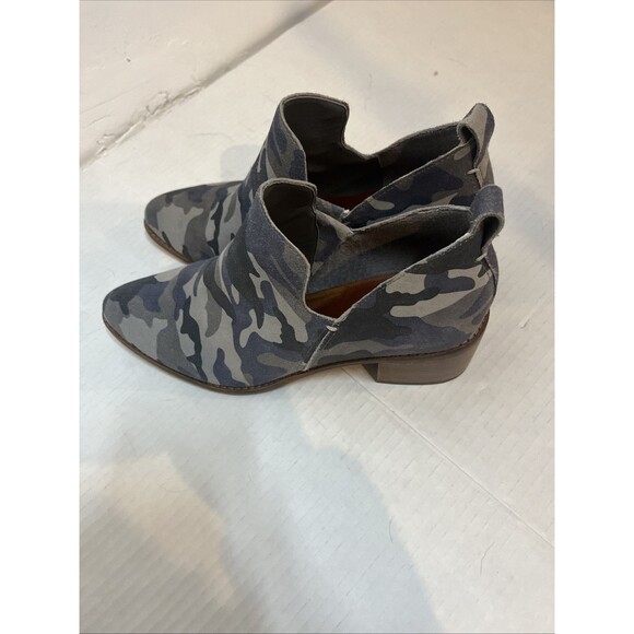 1. State Genuine Leather Suede Green Camo Idania Block Heel Bootie Slip On Sz 8M - Picture 3 of 6